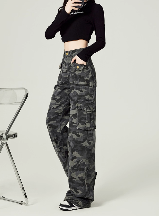 American High-Street Camo Cargo Jeans
